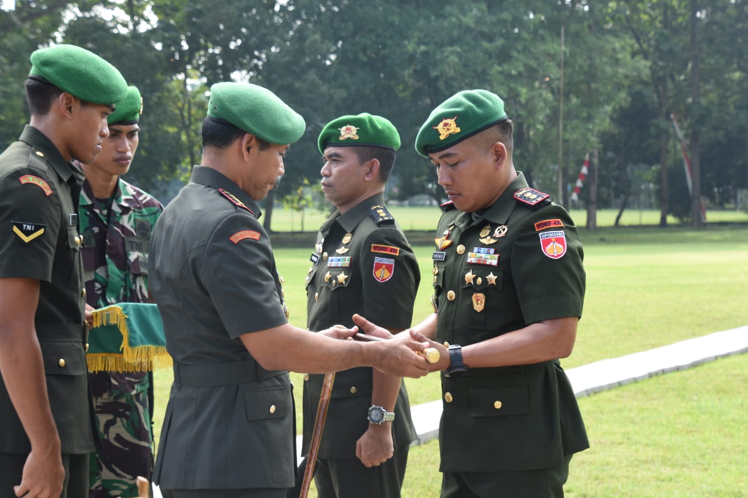 Danrem 073/Makutarama Pimpin Upacara Serah Terima Jabatan Danyonif 410/Alugoro